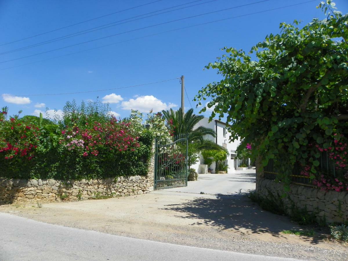 Dabbanna Chiaramonte Gulfi Exterior foto