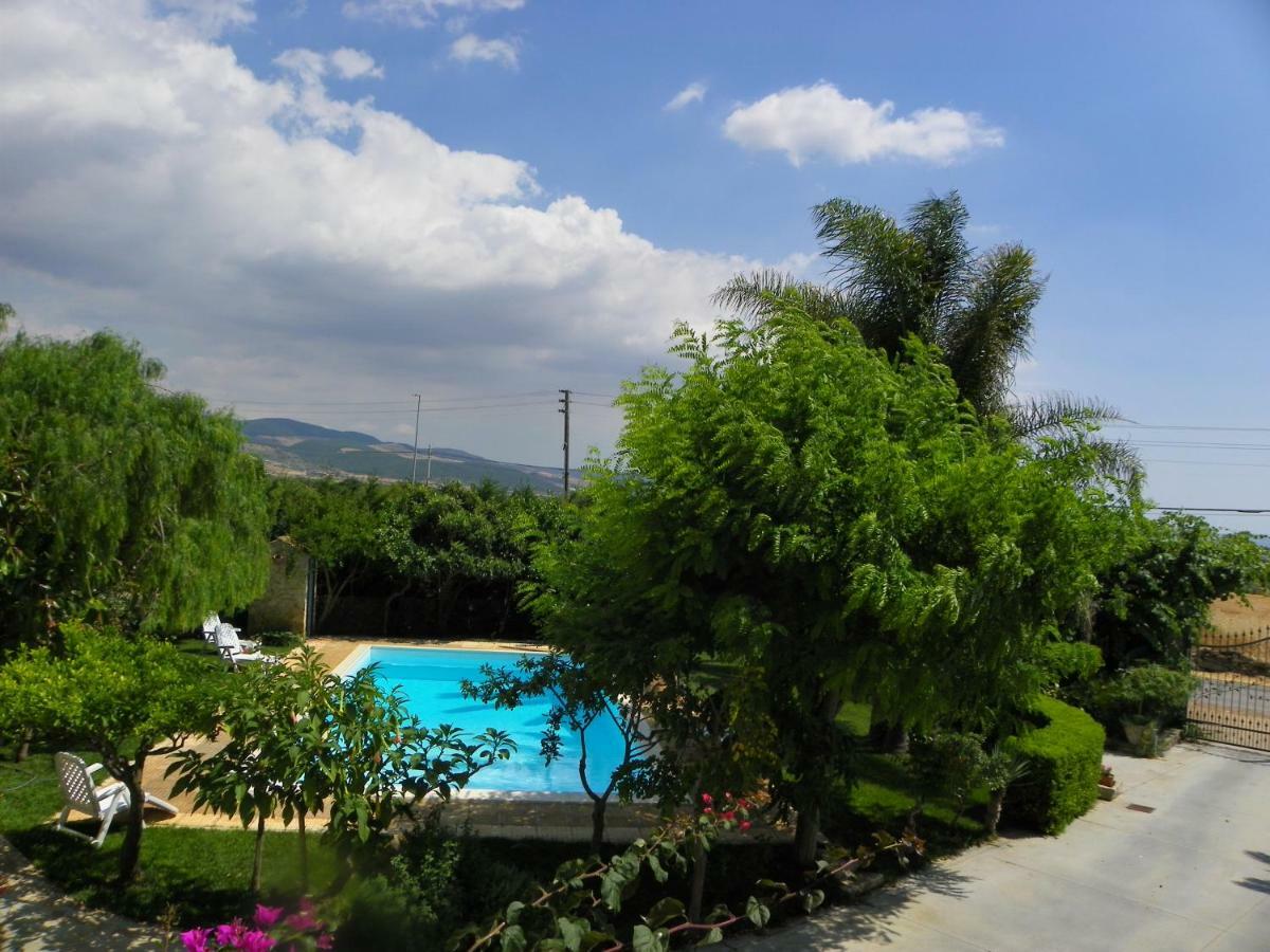 Dabbanna Chiaramonte Gulfi Exterior foto