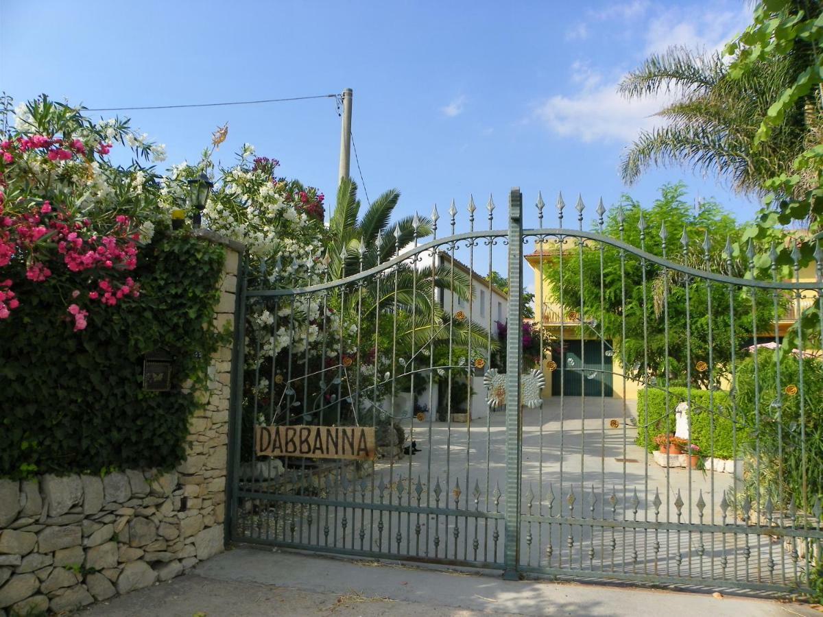 Dabbanna Chiaramonte Gulfi Exterior foto